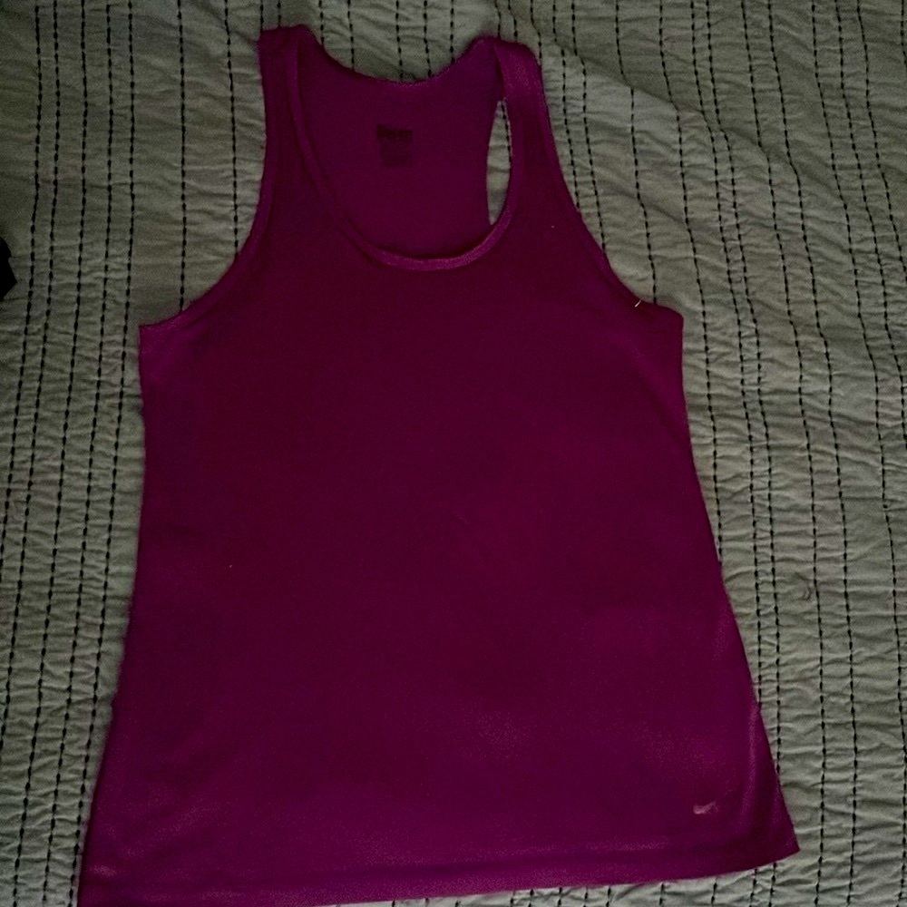 Nike Dri Fit workout racer back tank top in plum. Size medium
